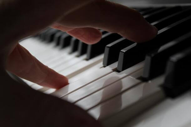 does playing piano cause arthritis